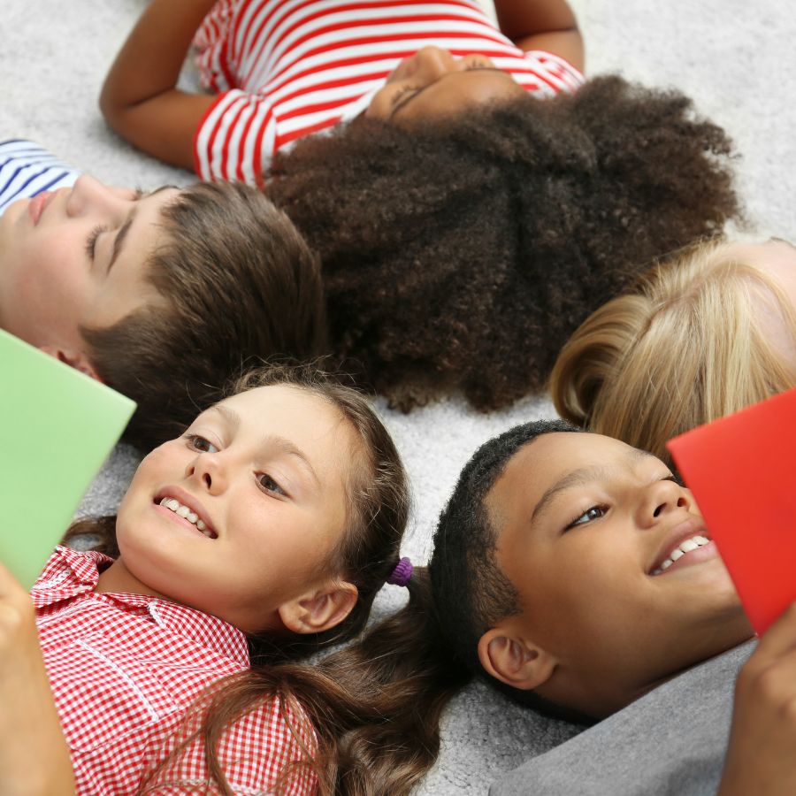 Dutch Kids Club 8 lessons Literacy IV